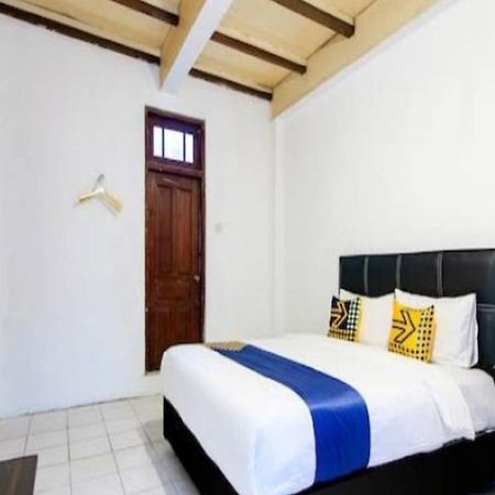 Spot On 2107 Ijo Pupus Syariah Residence Baturetno Esterno foto