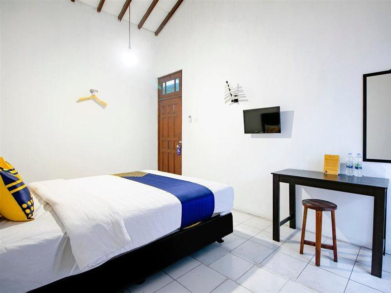 Spot On 2107 Ijo Pupus Syariah Residence Baturetno Esterno foto