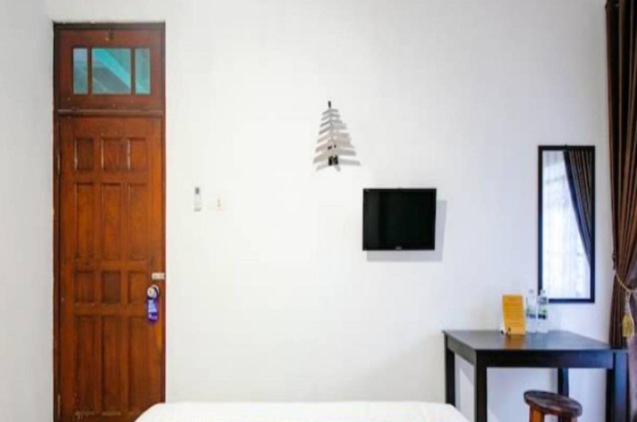 Spot On 2107 Ijo Pupus Syariah Residence Baturetno Esterno foto