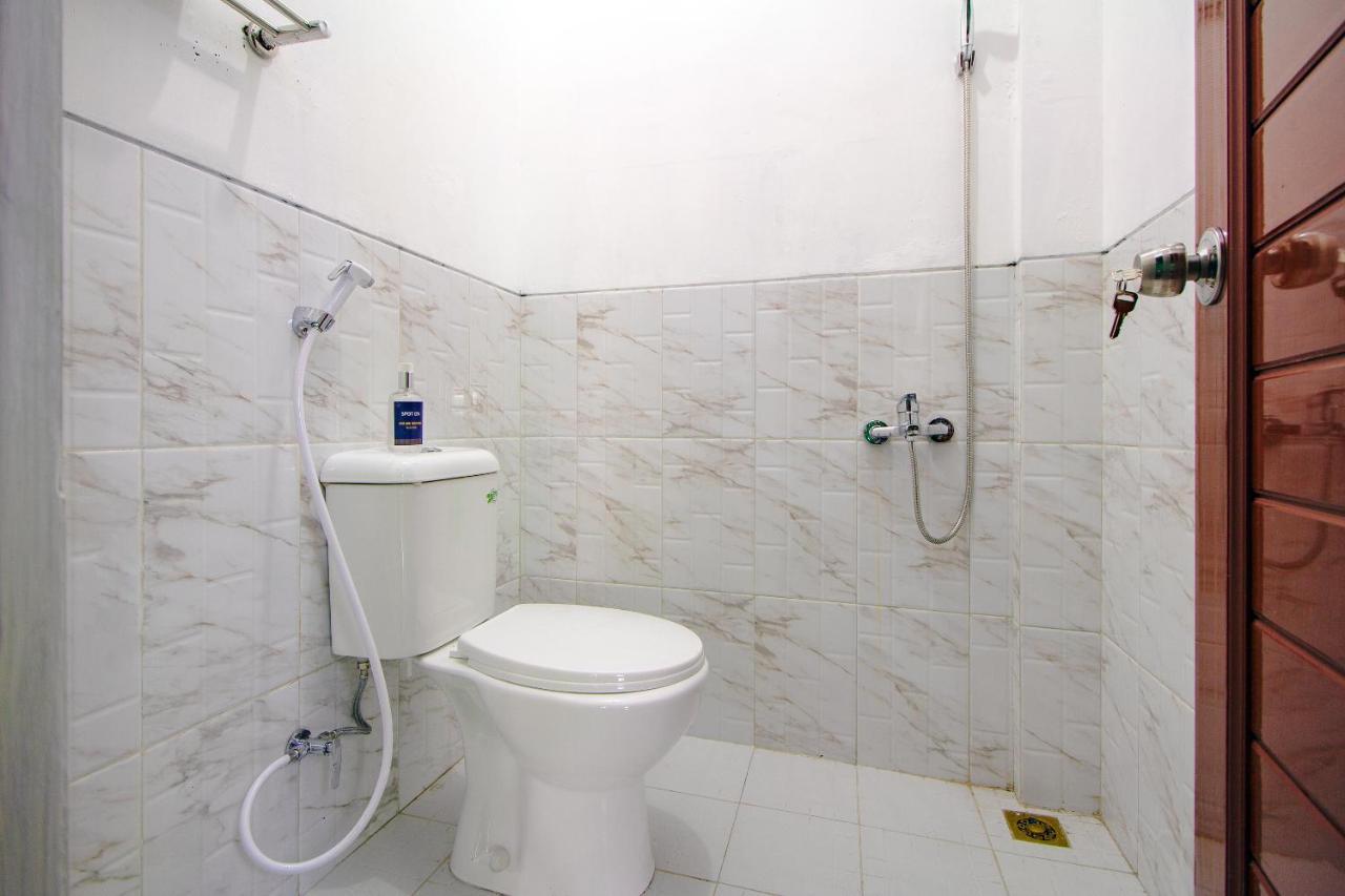 Spot On 2107 Ijo Pupus Syariah Residence Baturetno Esterno foto