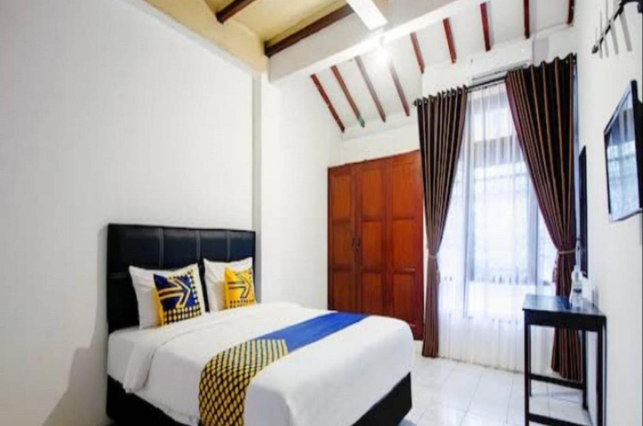 Spot On 2107 Ijo Pupus Syariah Residence Baturetno Esterno foto