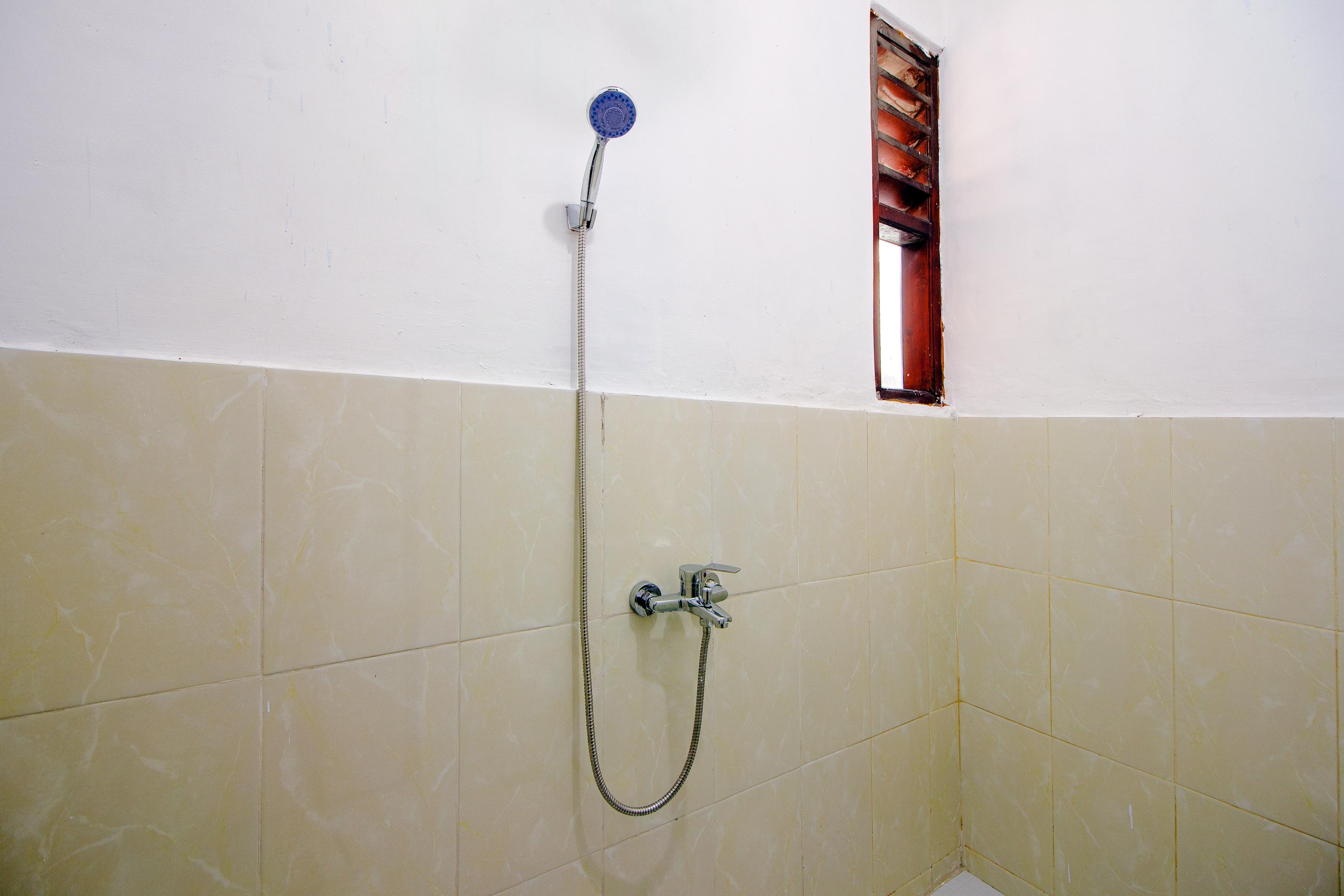 Spot On 2107 Ijo Pupus Syariah Residence Baturetno Esterno foto