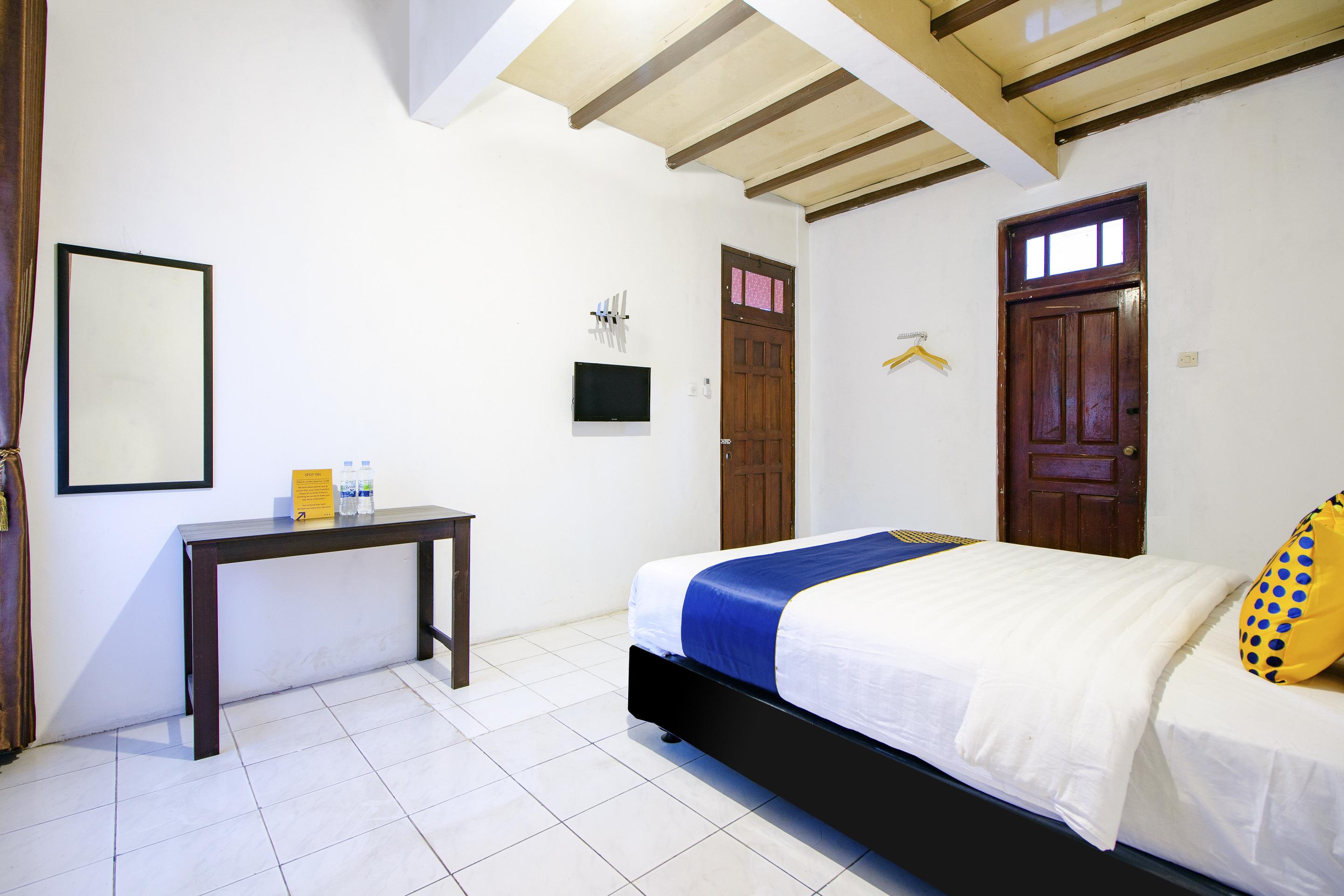 Spot On 2107 Ijo Pupus Syariah Residence Baturetno Esterno foto