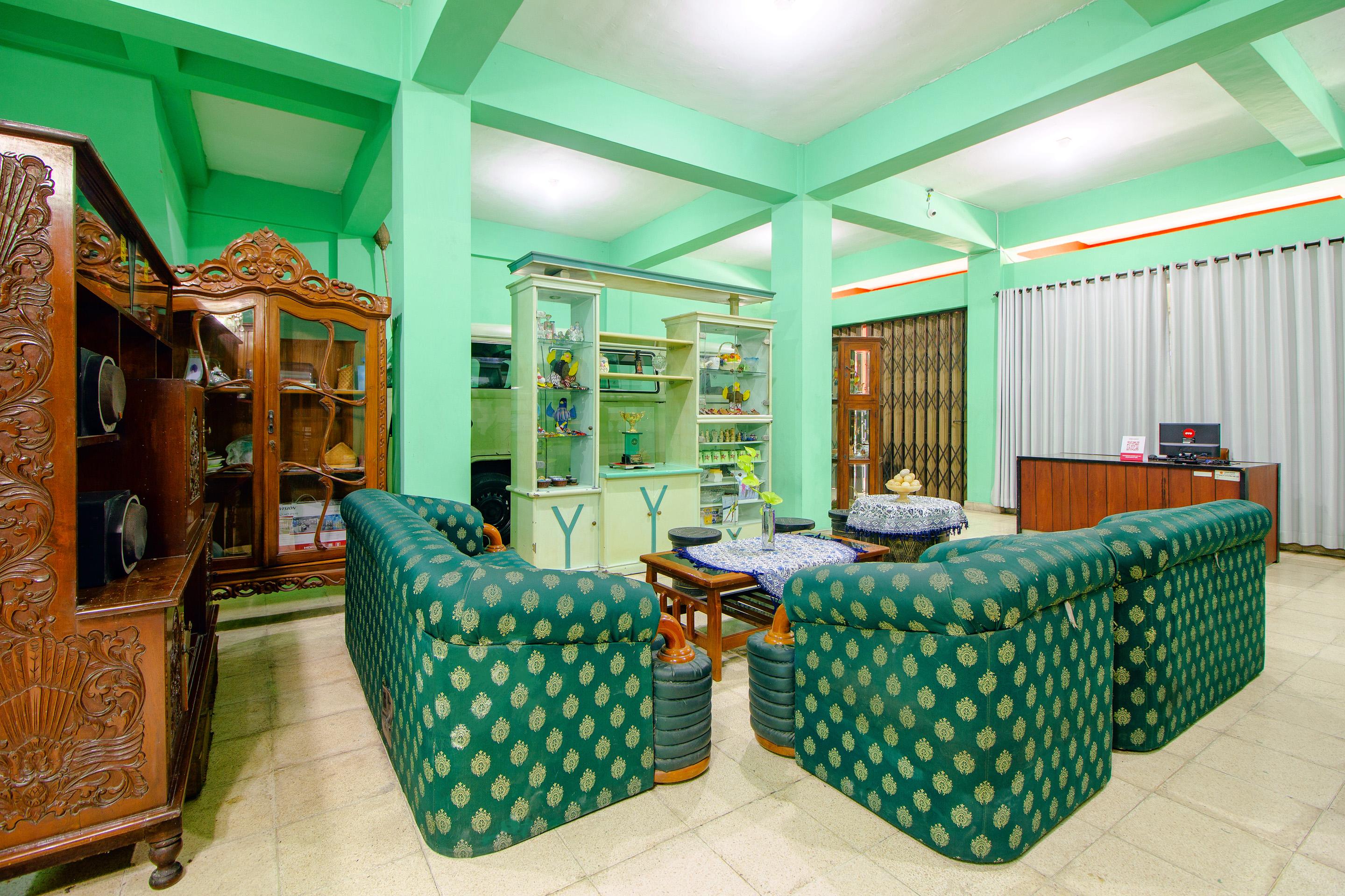 Spot On 2107 Ijo Pupus Syariah Residence Baturetno Esterno foto