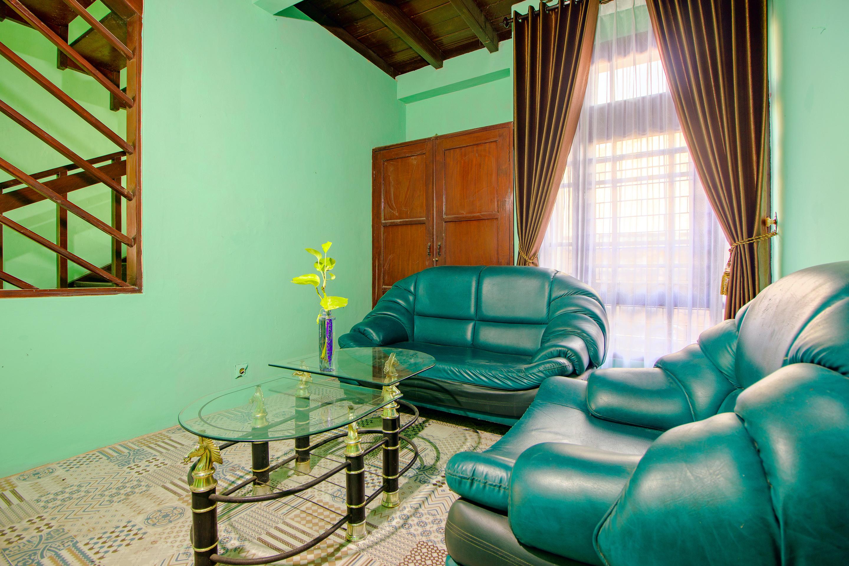 Spot On 2107 Ijo Pupus Syariah Residence Baturetno Esterno foto