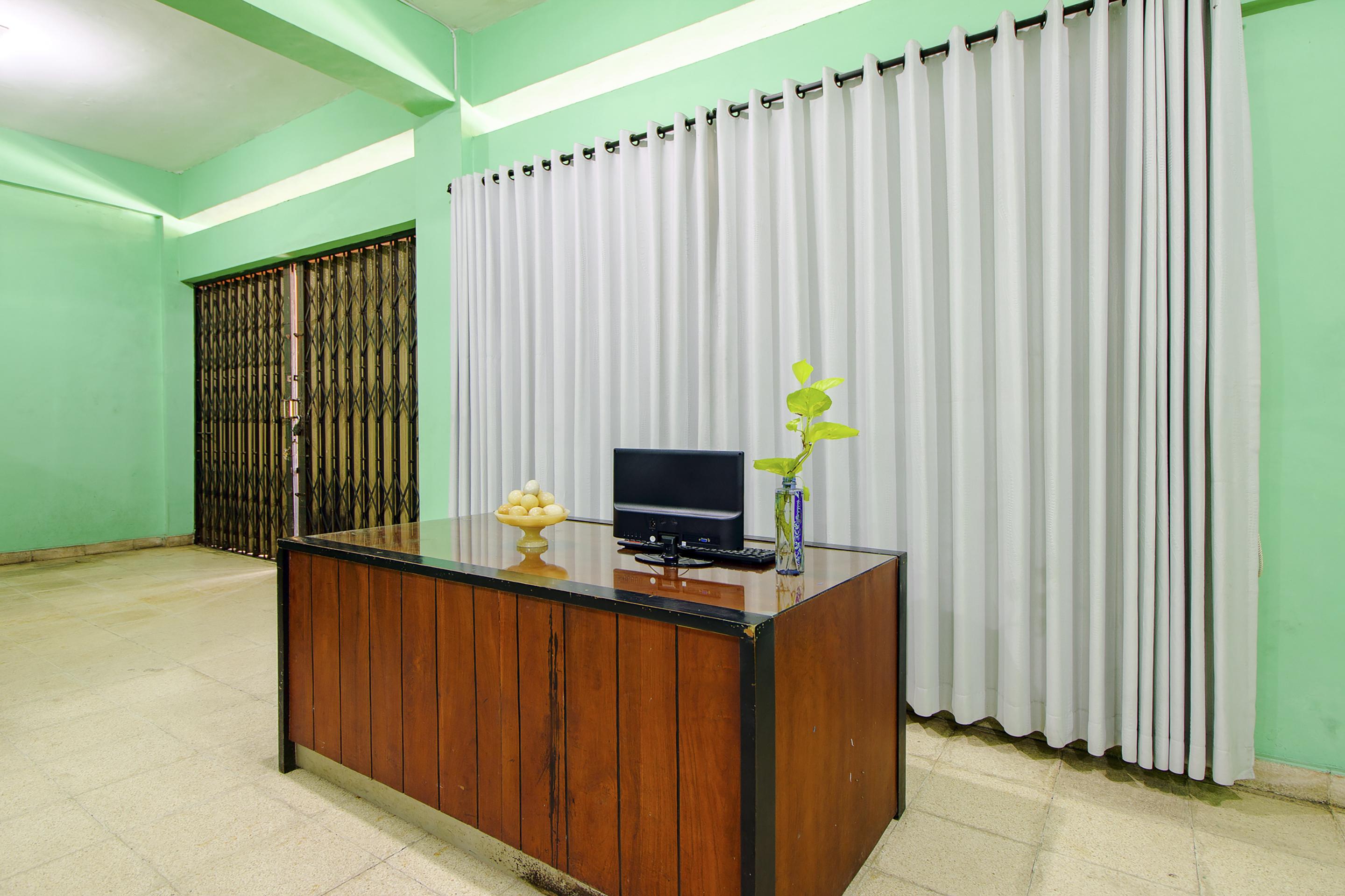 Spot On 2107 Ijo Pupus Syariah Residence Baturetno Esterno foto